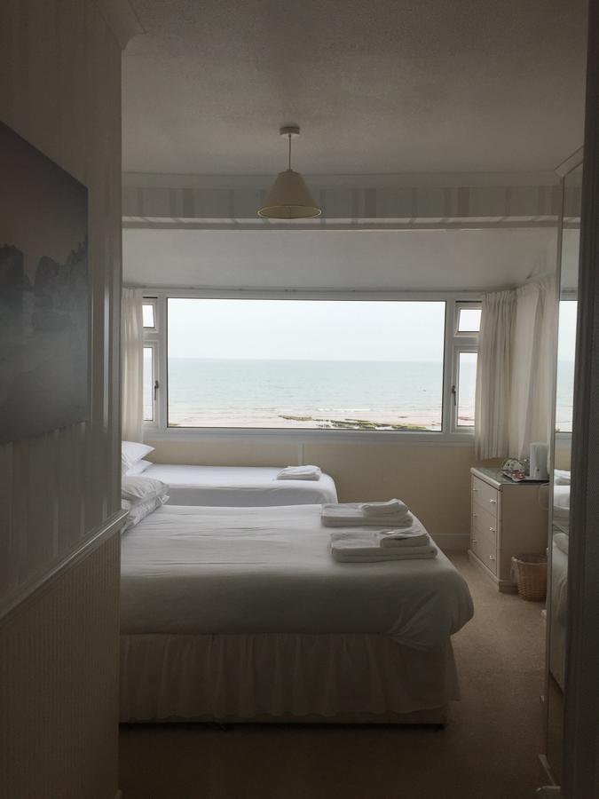 Torbay Sands Hotel Пейнтън Екстериор снимка